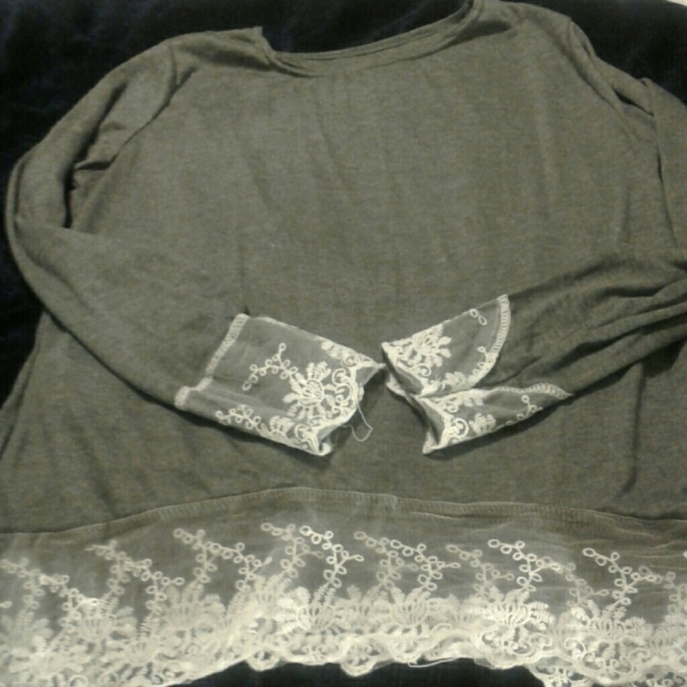Long sleeve shirt